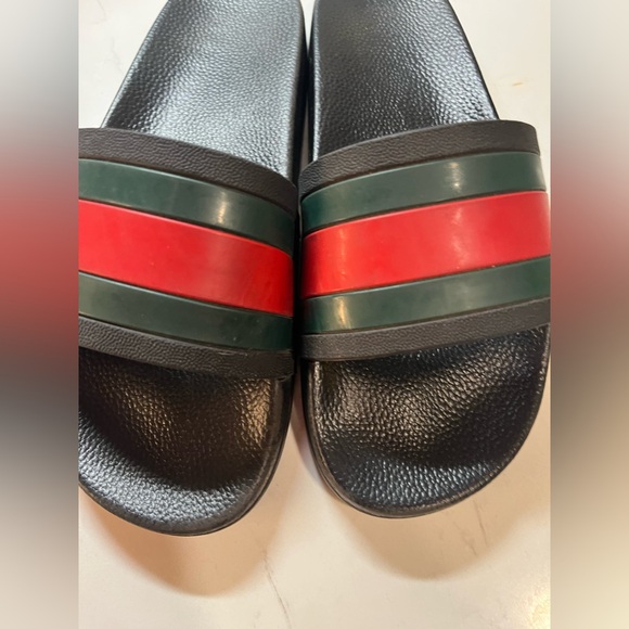 Stylish Black Slides with Red and Green Stripes - Picture 2 of 8